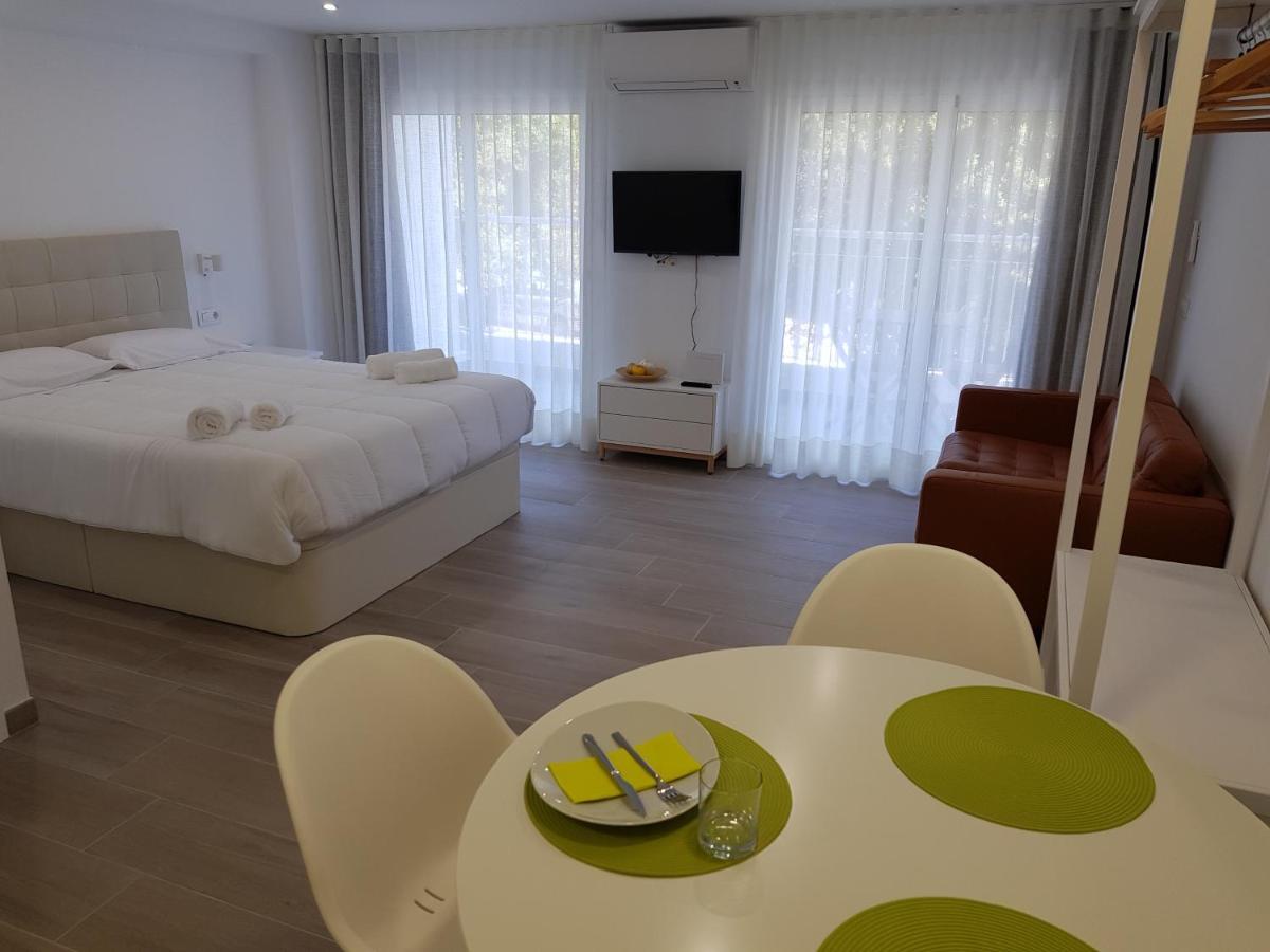 Krm Suite Apartament Calella Bagian luar foto
